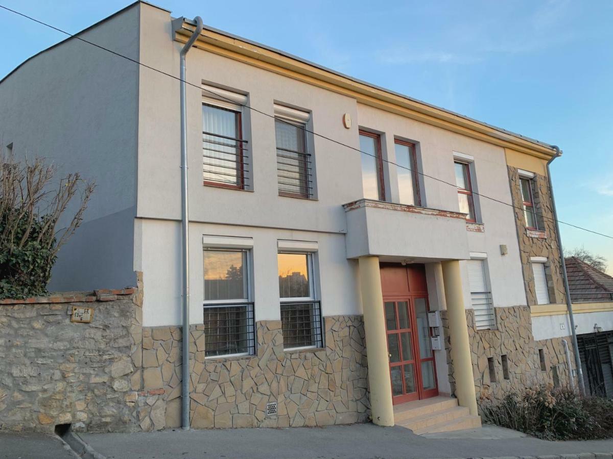 St. Peter Apartman Apartment Beci Exterior foto